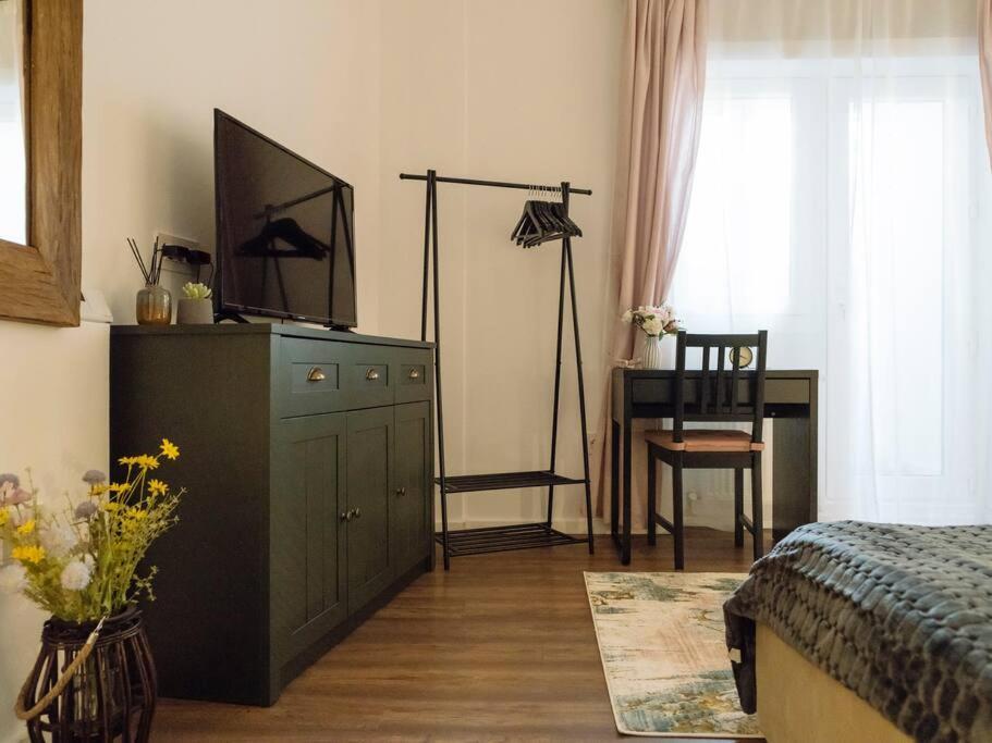 Cozy Studio Next To House Of Parliament ブカレスト エクステリア 写真